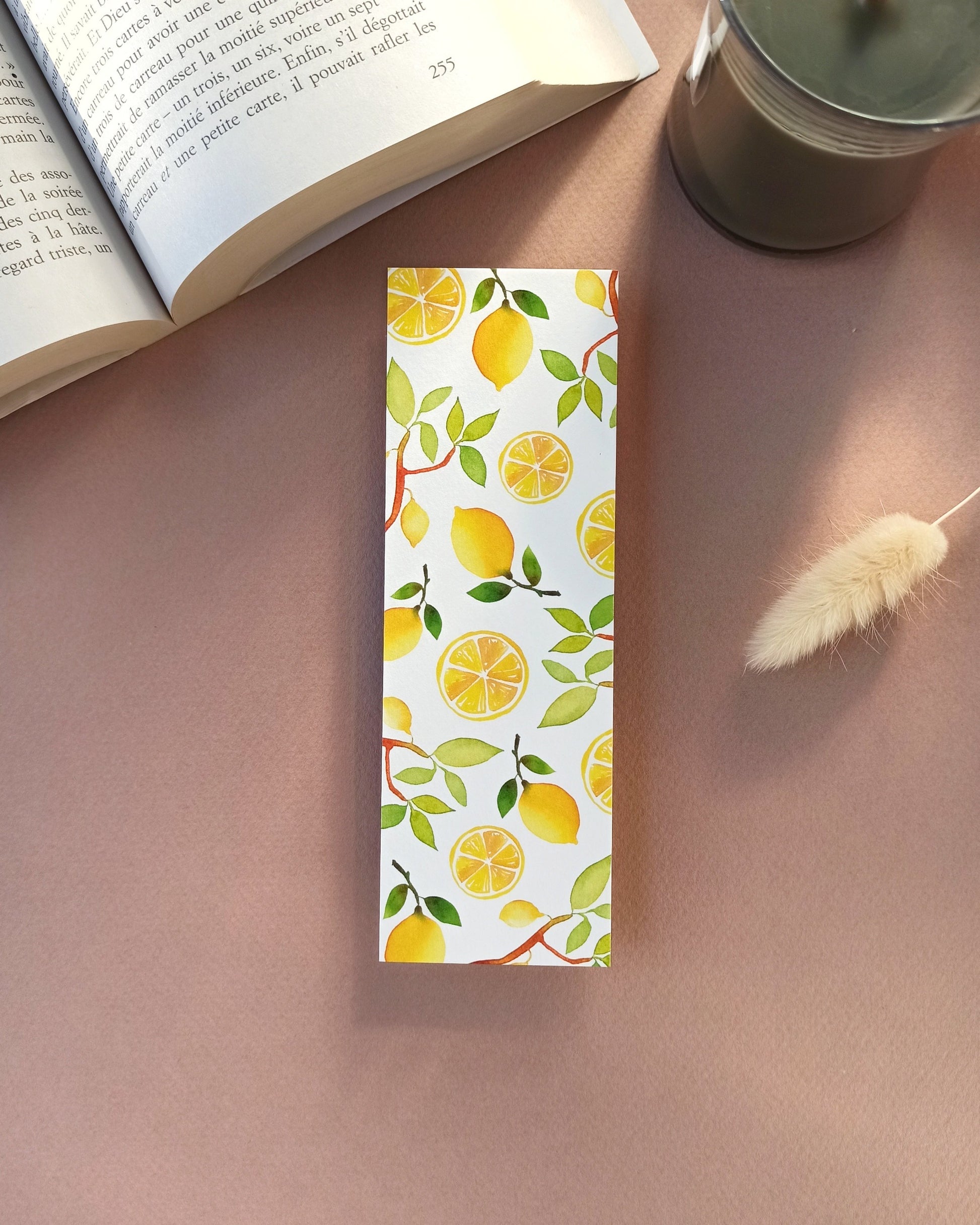 marque page peint à l'aquarelle représentant des citrons